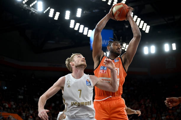 等多个维度 等多个维度