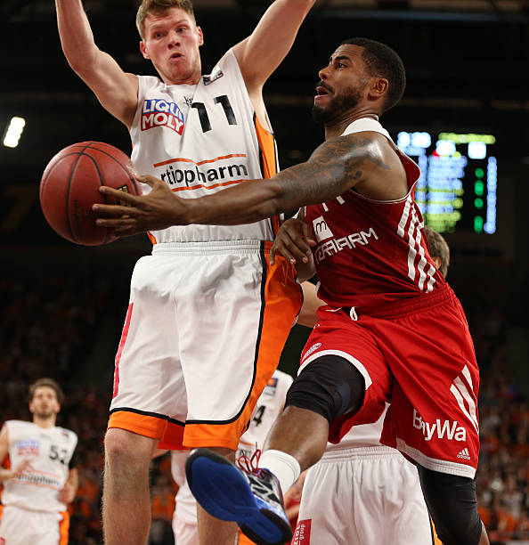 的发挥夺得 的发挥夺得